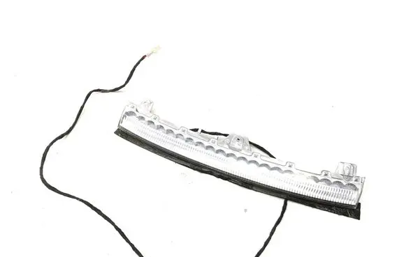 Maserati Ghibli Third/center stoplight 670008130