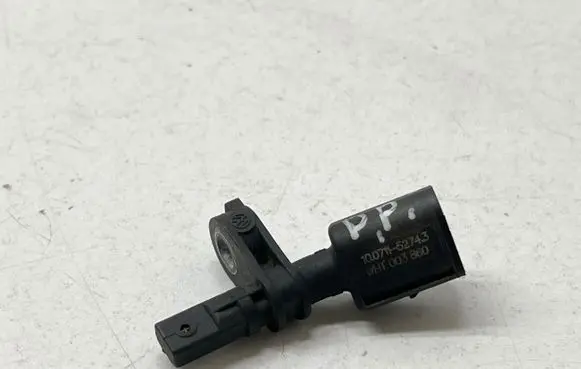 Volkswagen Touran III ABS brake wheel speed sensor WHT003860 10071152743