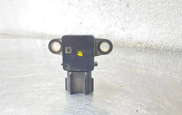Opel Insignia A Air pressure sensor 12592016 1768