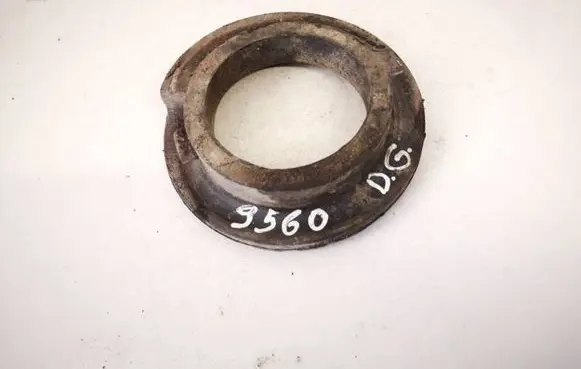 Volvo S80 Front coil spring rubber mount 6g915599baa 6g91-5599-baa