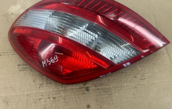 Mercedes-Benz SL R230 Rear/tail lights A1718200264