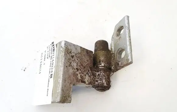 Peugeot 406 Rear door lower hinge