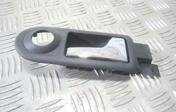 Volkswagen Golf IV Front door interior handle 1J0837114