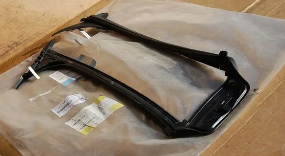 BMW iX (B) Pillar trim (exterior) 8491332