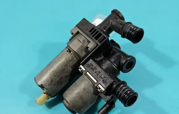 BMW X3 E83 Coolant heater control valve 8369807 IMPRK1559765