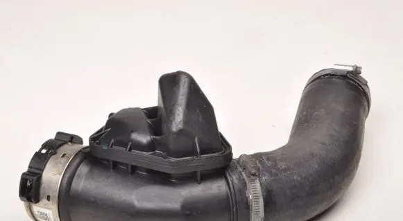 Volvo S90, V90 Intercooler hose/pipe 31684255