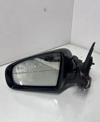 Audi A6 S6 C6 4F Front door electric wing mirror
