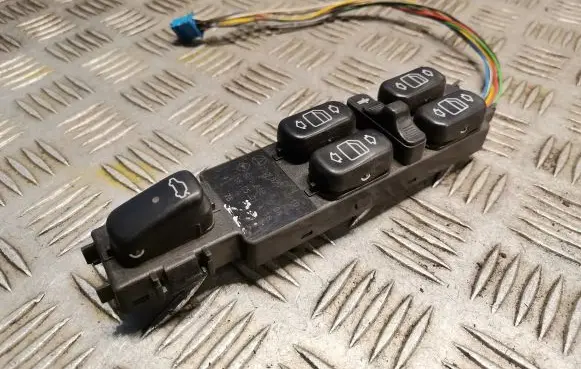 Mercedes-Benz S W220 Electric window control switch 2208201010
