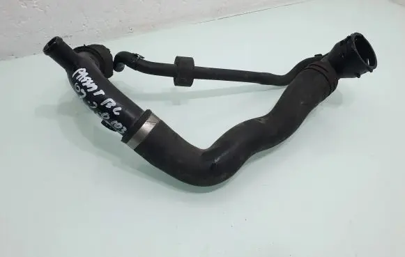 Volkswagen PASSAT B6 Engine coolant pipe/hose 3C0121087A