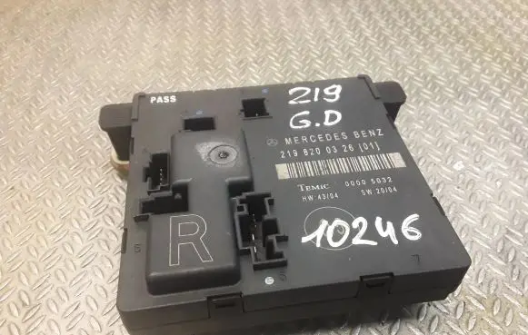 Mercedes-Benz CLS C219 Door control unit/module 2198200326 A2198200326