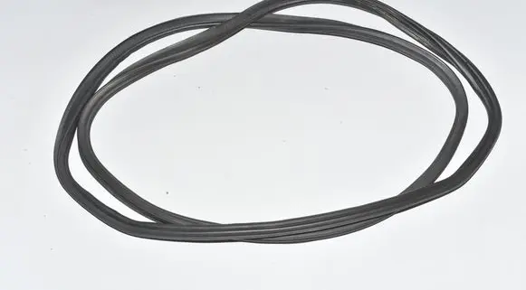 Trunk rubber seal (body)
