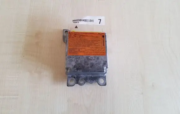 Nissan X-Trail T30 Airbag control unit/module