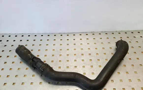 Volkswagen II LT Engine coolant pipe/hose