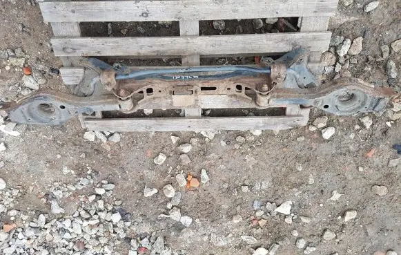Rear beam