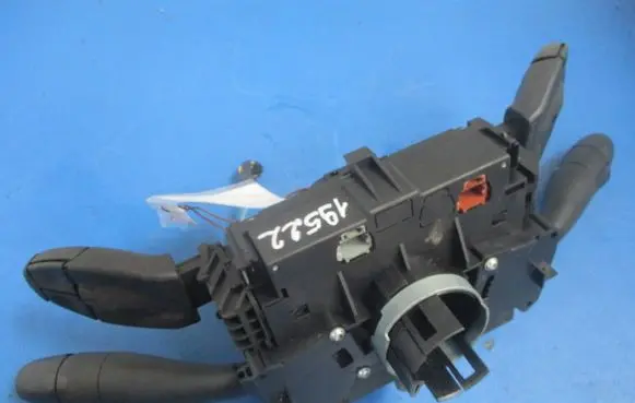 Peugeot 207 CC Other switches/knobs/shifts 96657280XT