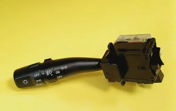 KIA Sorento Indicator stalk 3283AA