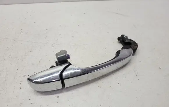 Chrysler Town & Country V Front door exterior handle