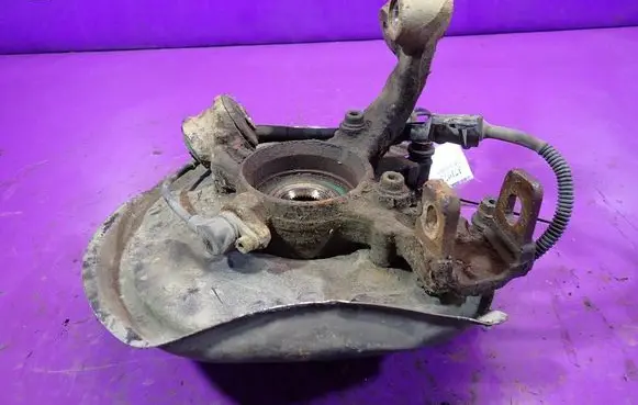 Audi A4 S4 B6 8E 8H Rear wheel hub spindle/knuckle 