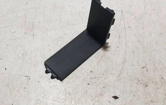 Hyundai Kona I Center console 84690J9000