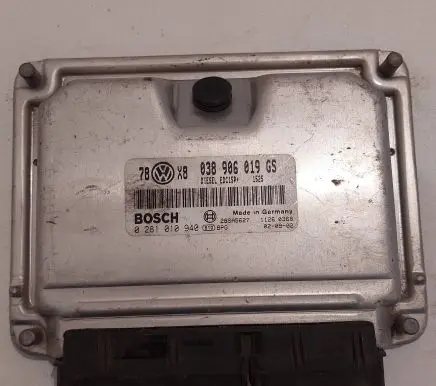Volkswagen PASSAT B5.5 Engine control unit/module 038906019GS 28SA5627 0281010940