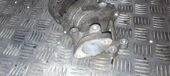 Nissan X-Trail T30 Other engine bay part