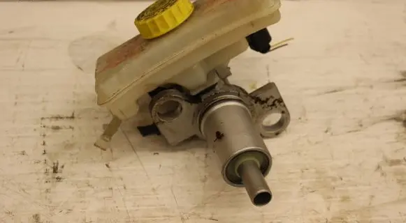 Audi A6 S6 C6 4F Master brake cylinder 32661549