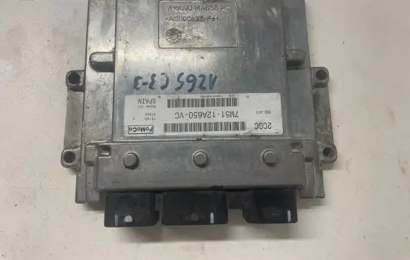 Ford C-MAX I Engine control unit/module 7M5112A650VC