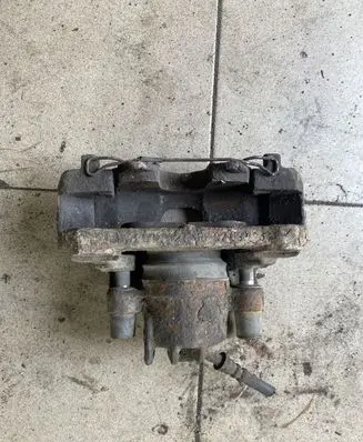 Volvo V70 Front brake caliper