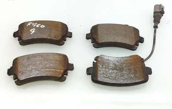 Volkswagen Transporter - Caravelle T6 Brake pads (rear)