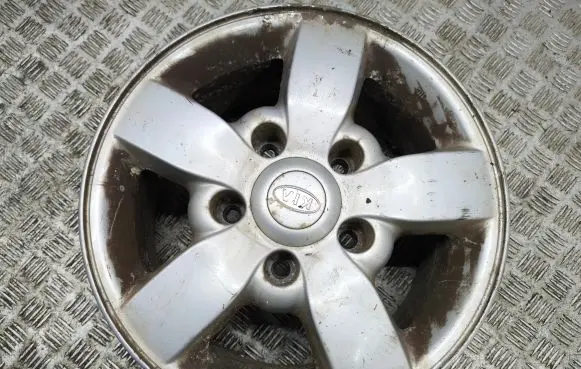 KIA Sorento R16 alloy rim 