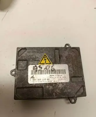 Audi A3 S3 8P Headlight ballast module Xenon 1307329115 1035500015