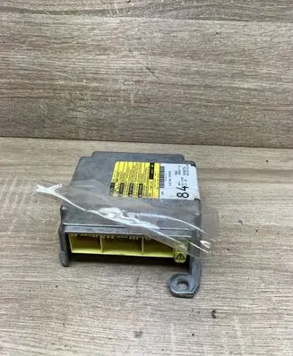 Toyota Avensis T250 Airbag control unit/module 8917005120 208623102