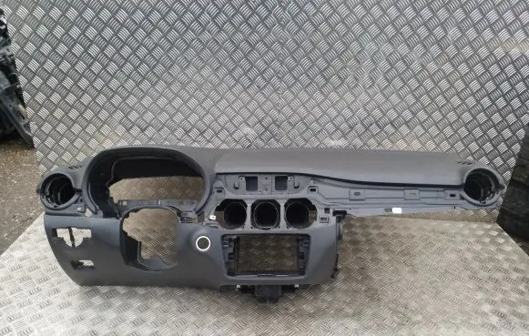 Mercedes-Benz B W246 W242 Dashboard 2250890 2011154 2011165