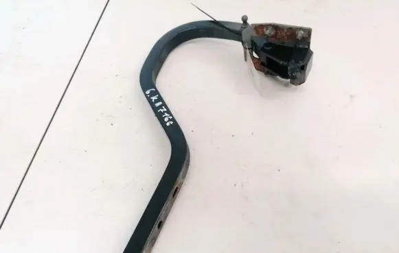 Ford Mondeo MK I Tailgate/trunk/boot hinge 93BBF42701AF 93BB-F42701-AF