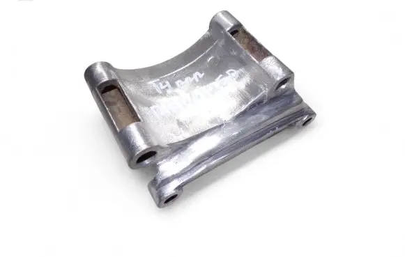 Volkswagen Transporter - Caravelle T4 A/C compressor mount bracket 074260887B