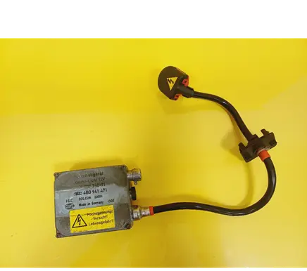Audi A6 S6 C5 4B Voltage converter/converter module 4B0941471