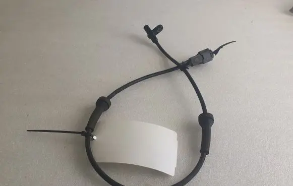 Nissan Qashqai ABS rear brake sensor PA612 GF33