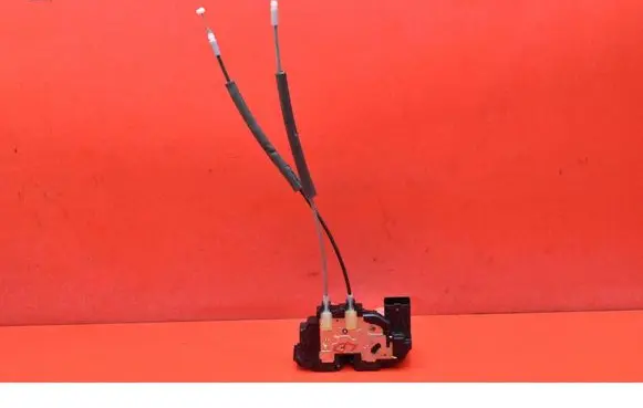Hyundai i20 (PB PBT) Front door lock 813101J020LL02
