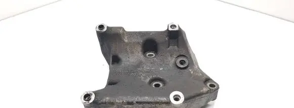 Mercedes-Benz C W202 Generator/alternator bracket R6052340039