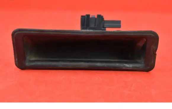 BMW X3 E83 Tailgate/trunk/boot exterior handle 7118158