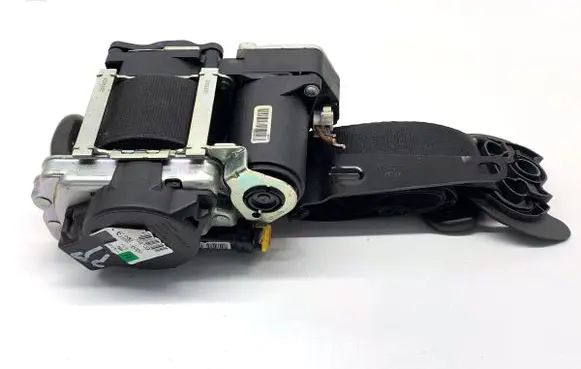 Volkswagen PASSAT B8 Front seatbelt 626346700