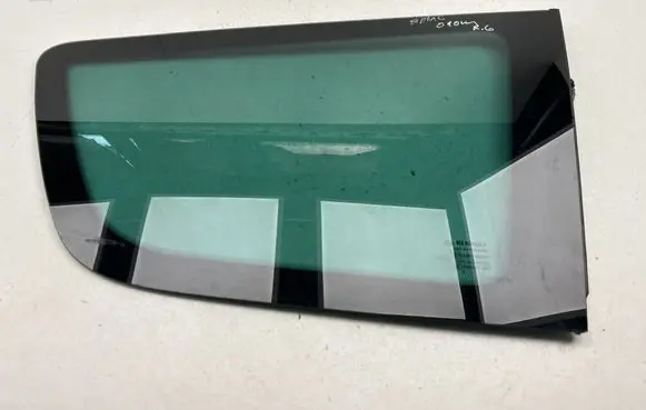 Renault Scenic III - Grand scenic III Rear side window 43R006723 E000255 DOT24M85AS3