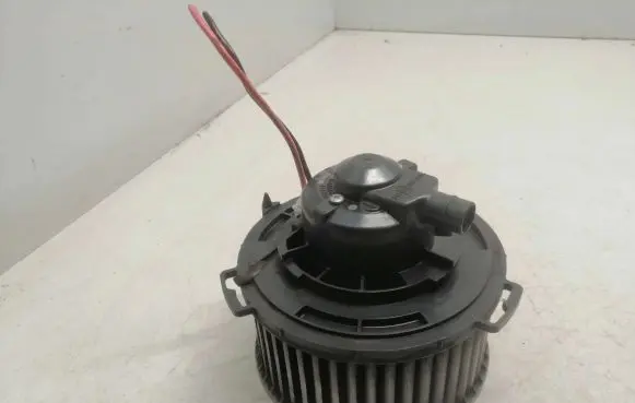 Mazda 3 I Heater fan/blower HB111BN7N02