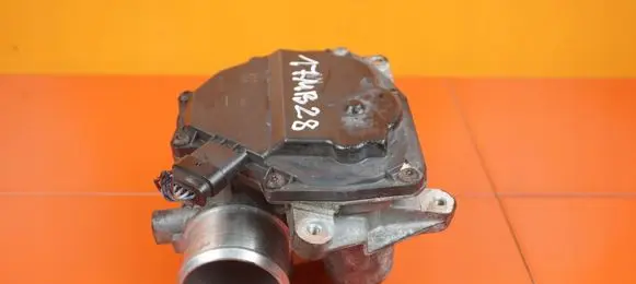 Opel Corsa E Throttle body valve HU1506000020 B13DTC