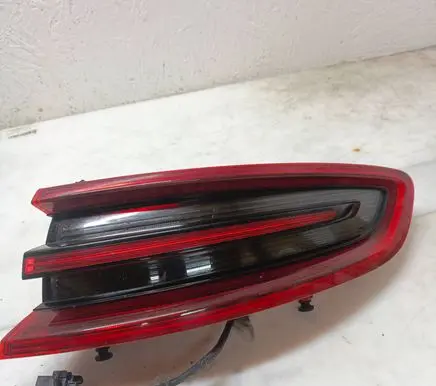 Porsche Macan (95B) Rear/tail lights 01149904 AS00200117634 95B945096E