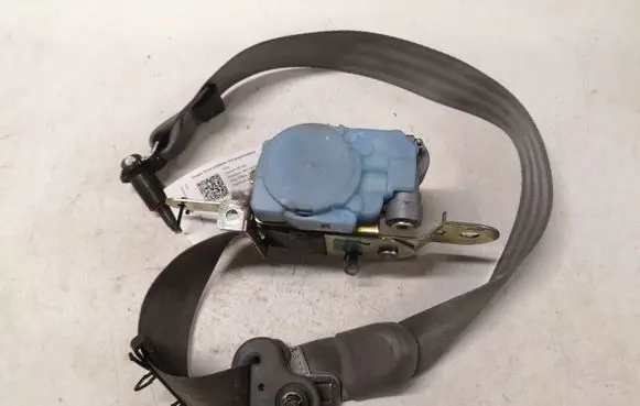 KIA Sorento Front seatbelt 372493