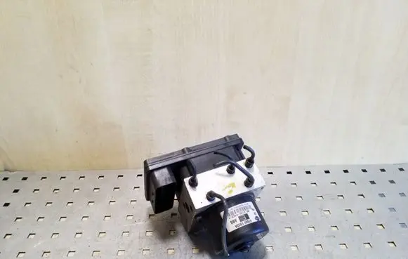 Nissan Navara D40 ABS Pump 47660EB32A 06210204634 06210903323