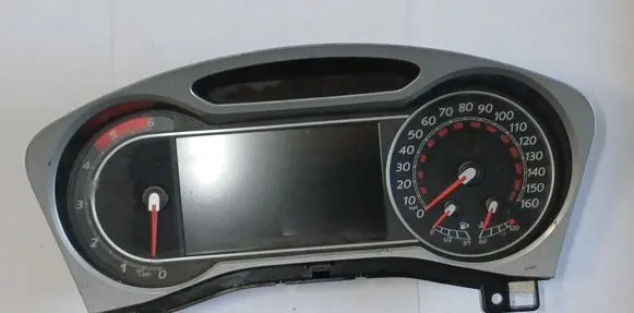 Speedometer (instrument cluster)