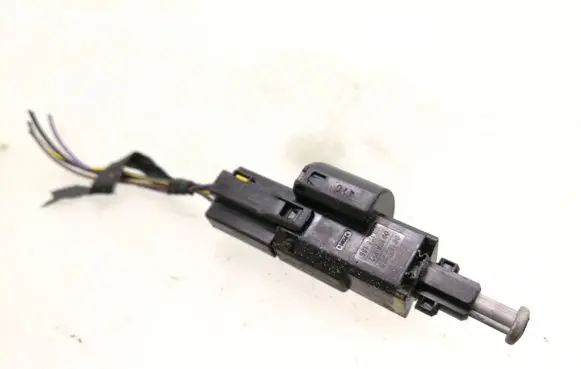 Opel Astra G Brake pedal sensor switch 09175185
