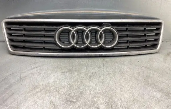Audi A6 S6 C5 4B Front bumper upper radiator grill 4B0853651A